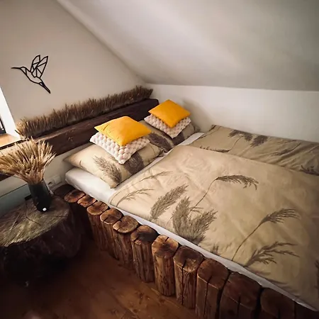 Holiday home Lipno S Vinnym Sklepem A Mechovym Interierem