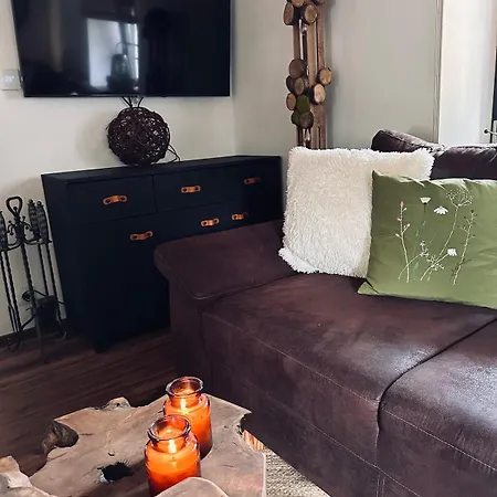 Lipno S Vinným Sklepem A Mechovým Interiérem Casa vacanze *