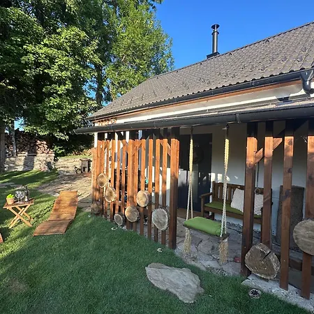 Prázdninový dům Lipno S Vinnym Sklepem A Mechovym Interierem *