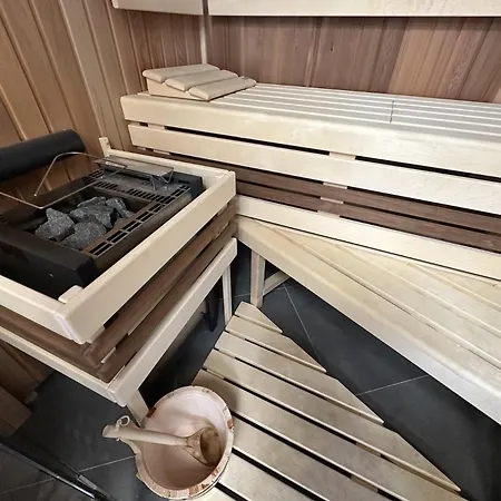 Casa vacanze Lipno S Vinným Sklepem A Mechovým Interiérem Černá v Pošumaví